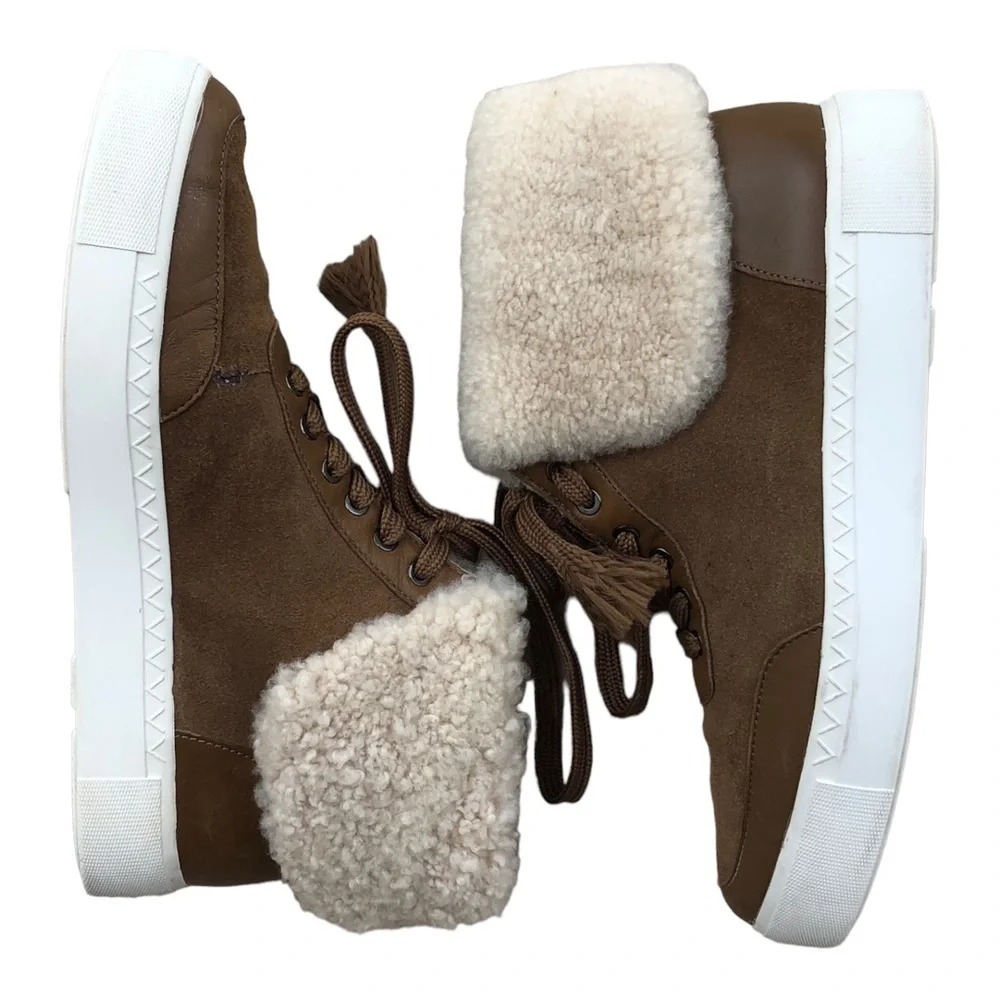 Via Spiga Maia Shearling Cuff Sneaker Rattan Napa/Suede‎  Size US 6M.